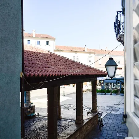 Apartman Charming Marine Style Cres