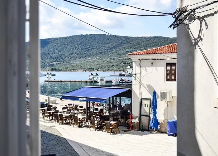 Charming Marine Style Apartament *